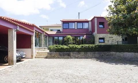 Villa in Sequeade e Bastuco, Braga