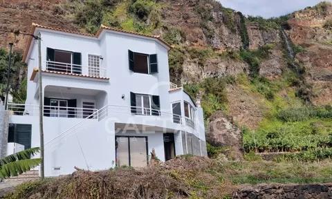 Villa in Ponta do Sol, Madeira