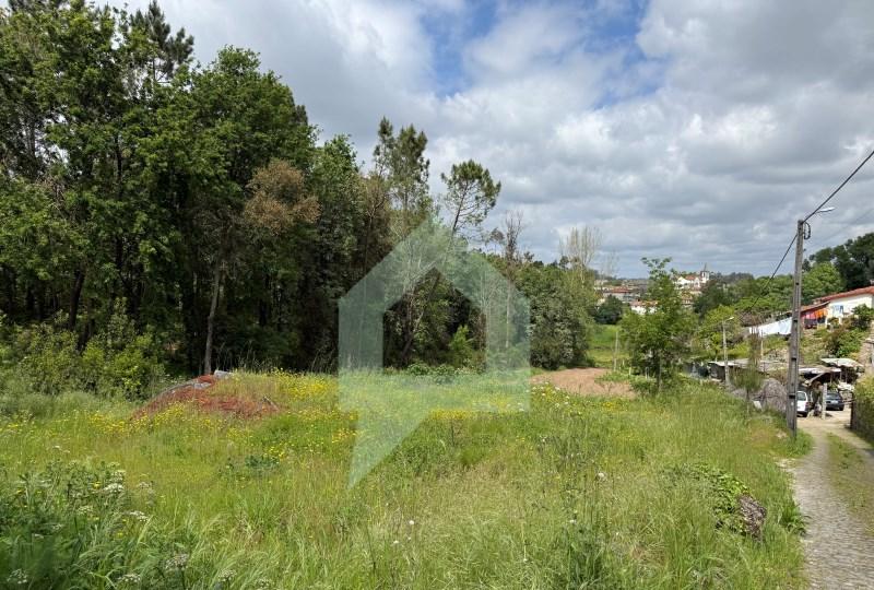 Land in Arentim e Cunha, Braga