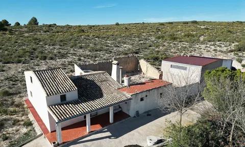 Country house in Caudete, Albacete